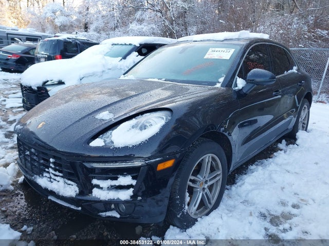 2016 PORSCHE MACAN WP1AB2A50GLB47625 Photo 1