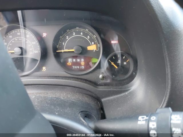1C4NJCBA8ED594895 Jeep Compass Sport