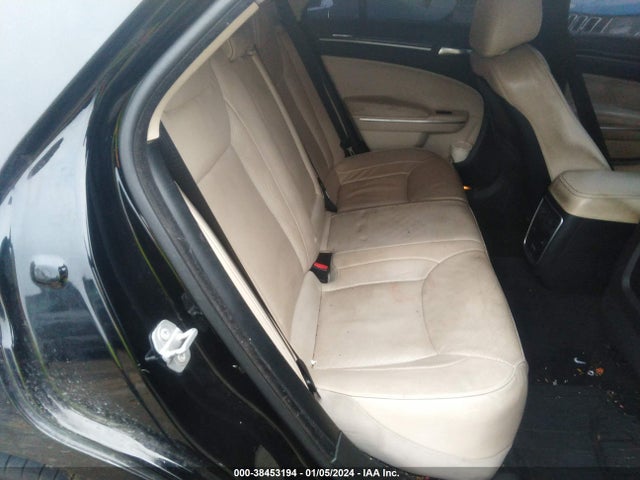 2C3CCAEG0JH123055 Chrysler 300 Limited