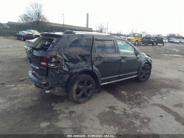 3C4PDDGG0JT516571 Dodge Journey Crossroad Awd