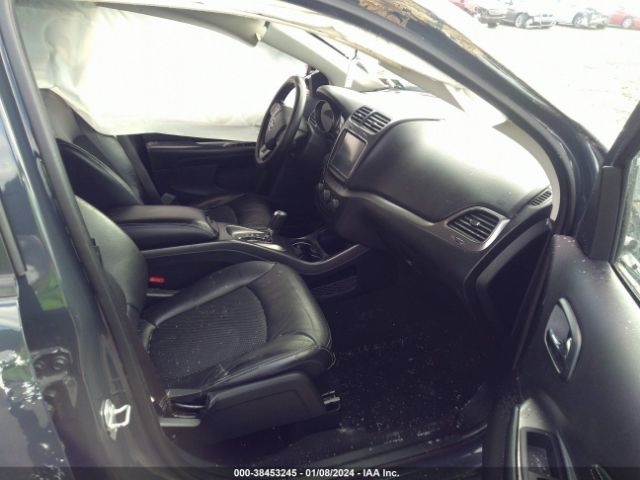 3C4PDDGG0JT516571 Dodge Journey Crossroad Awd