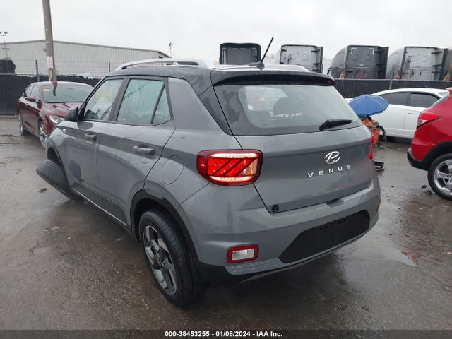 Hyundai Venue Limited 2023 KMHRC8A30PU223451 Image 3