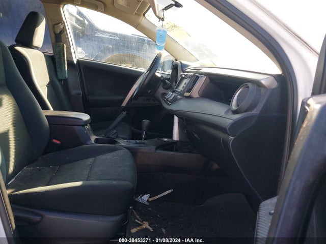 Toyota RAV4 LE 2014 2T3BFREV3EW157296 Image 5