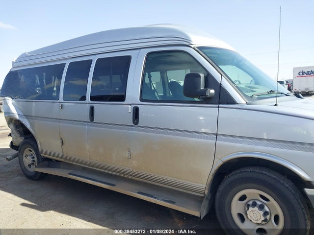 Chevrolet Express 3500 Ls 2015 1GAZGZFF4F1144181 Image 13