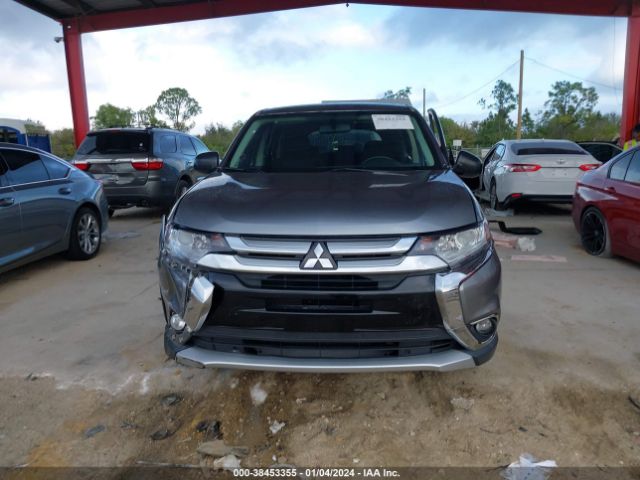 JA4AD2A39GZ049033 Mitsubishi Outlander Es