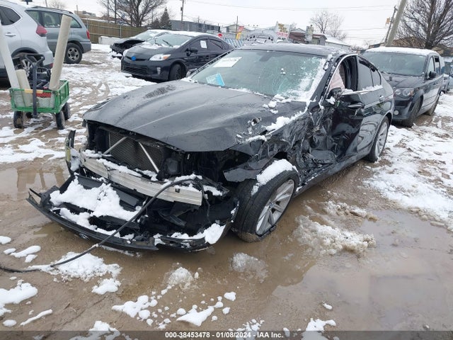 BMW 535i Xdrive 2015 WBA5B3C51FD541064 Image 2