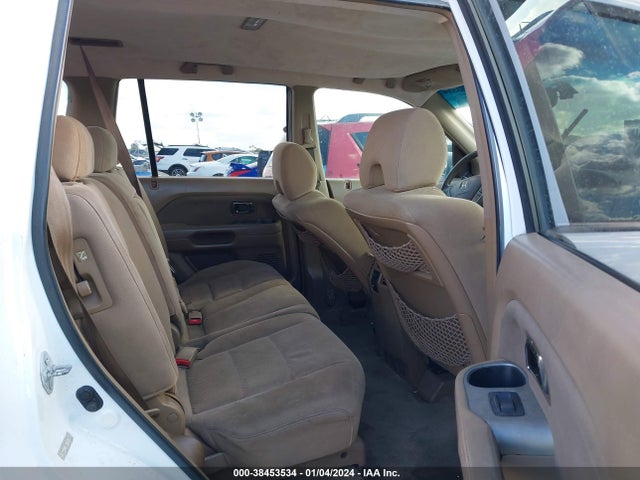 2007 HONDA PILOT EX VIN: 2HKYF18497H540930