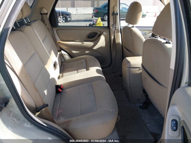 2005 FORD ESCAPE XLT VIN: 1FMYU03175KB94299