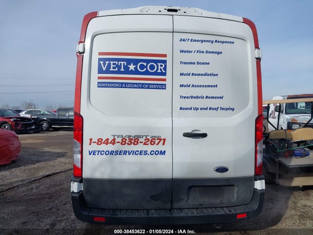 Ford Transit-250 2022 1FTBR1C80NKA40337 Image 16