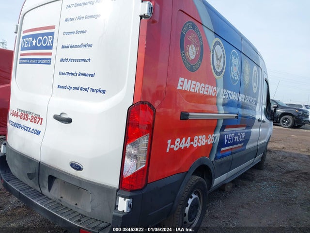Ford Transit-250 2022 1FTBR1C80NKA40337 Image 4