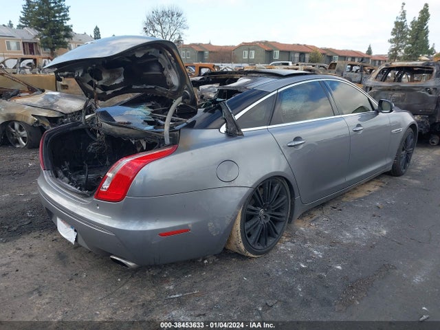 2012 JAGUAR XJ SAJWA2GE0CMV29905 Photo 3