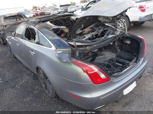 2012 JAGUAR XJ SAJWA2GE0CMV29905 Photo 5