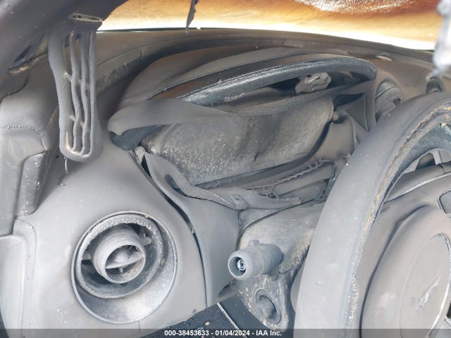 2012 JAGUAR XJ SAJWA2GE0CMV29905 Photo 6