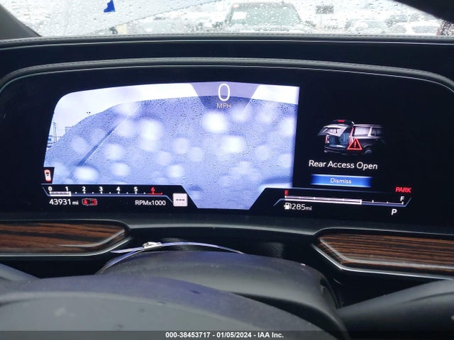 1GYS3JKL7NR275763 Cadillac Escalade Esv 2wd Luxury