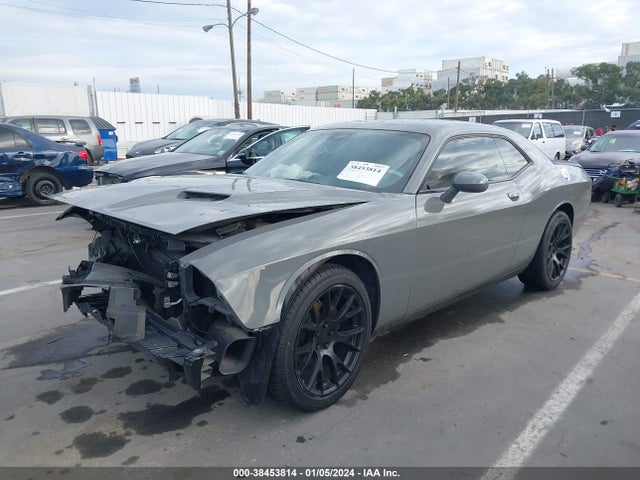 Dodge Challenger Sxt 2019 2C3CDZAG9KH667301 Image 2