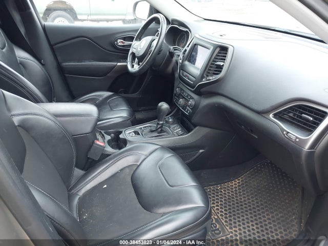 1C4PJMLX4KD300275 Jeep Cherokee Latitude Plus 4x4