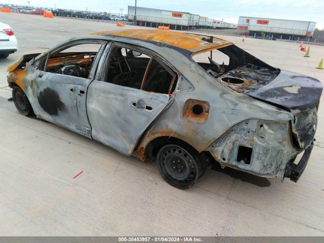 Toyota COROLLA LE 2021 5YFEPMAE2MP234753 Image 3