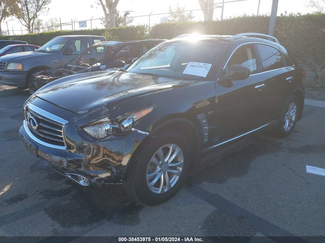 2014 INFINITI QX70 VIN: JN8CS1MU1EM450111