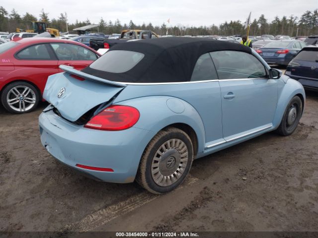 3VW517AT7EM817424 Volkswagen Beetle 1.8t