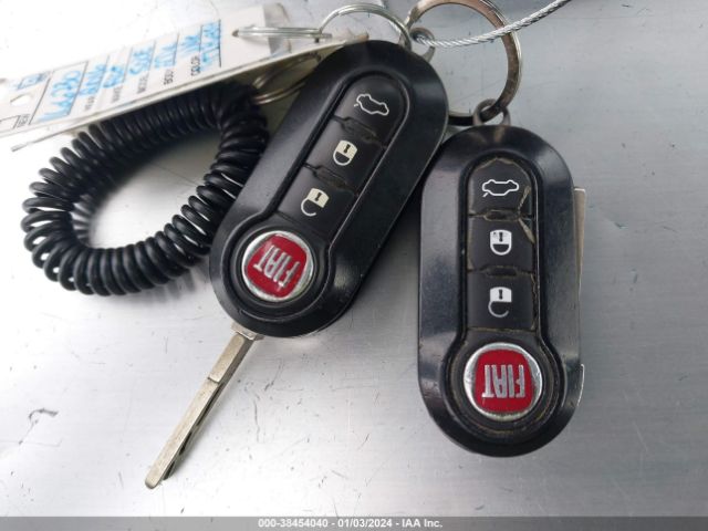 2016 FIAT 500E 3C3CFFGE9GT176854 Photo 10