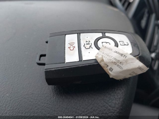 3FA6P0HD5JR225213 Ford FUSION SE