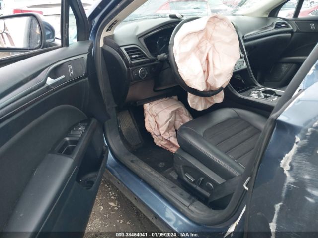 3FA6P0HD5JR225213 Ford FUSION SE