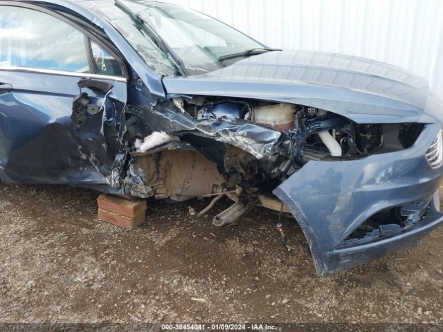 3FA6P0HD5JR225213 Ford FUSION SE