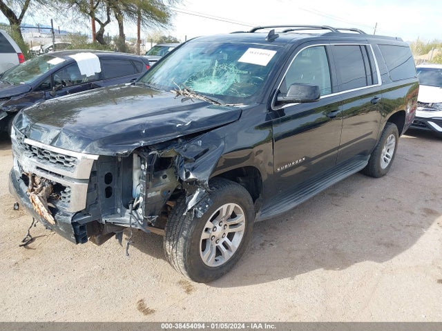 38454094 :رقم المزاد ، 1GNSKHKC5GR192294 vin ، 2016 Chevrolet Suburban Lt مزاد بيع