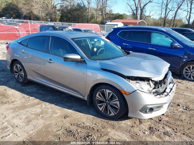 2017 19XFC1F30HE205751 main image