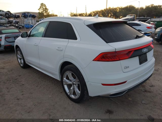 2022 AUDI Q8 WA1BVBF10ND027361 Photo 2
