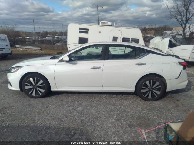 1N4BL4DV9NN335934 Nissan Altima Sv Fwd