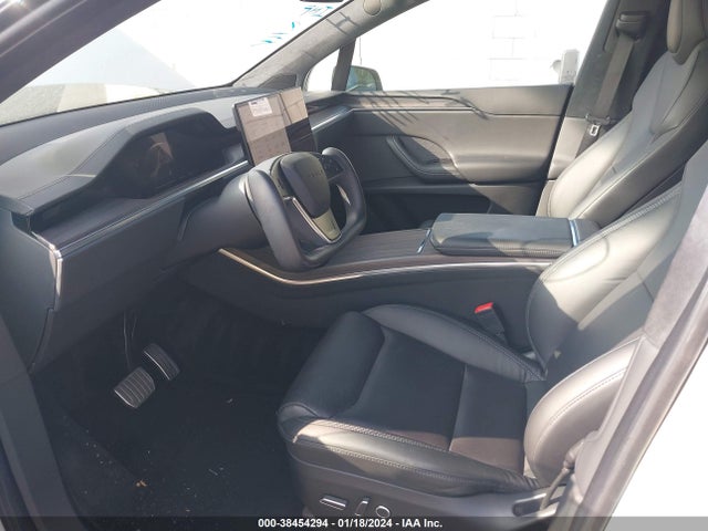 2023 TESLA MODEL X DUAL MOTOR ALL-WHEEL DRIVE/STANDARD RANGE VIN: 7SAXCBE50PF378890