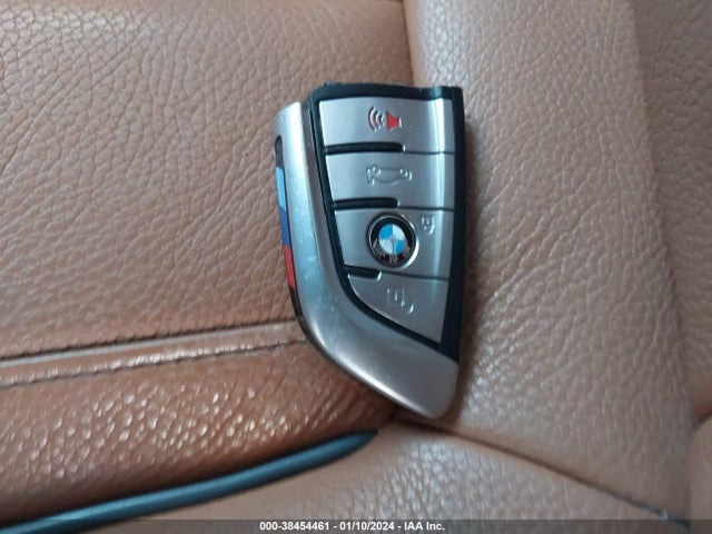 BMW 540i Xdrive 2018 WBAJE7C56JWD49586 Image 11