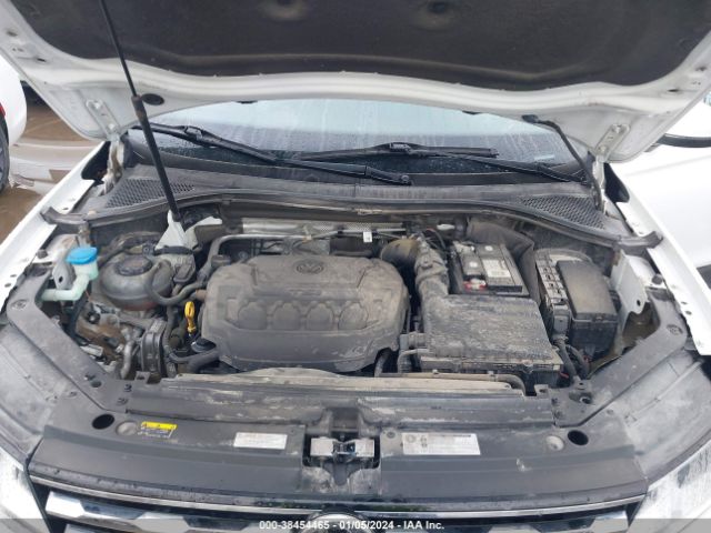 3VV3B7AX1LM126396 Volkswagen Tiguan 2.0t Se/2.0t Se R-line Black/2.0t Sel