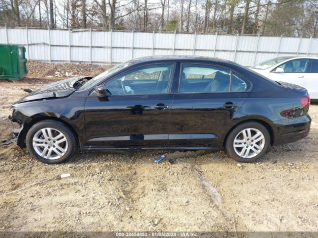 3VW2B7AJ8JM240962 Volkswagen Jetta 1.4t S