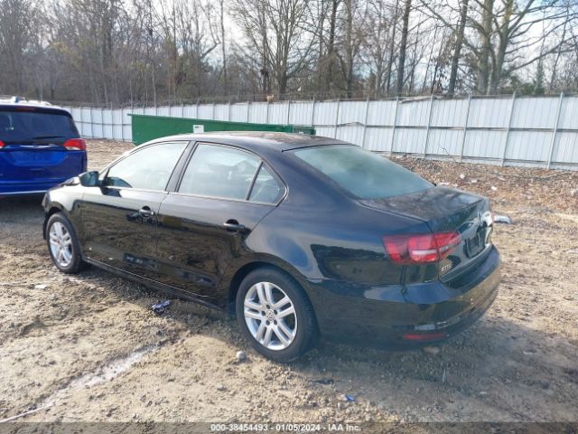 3VW2B7AJ8JM240962 Volkswagen Jetta 1.4t S