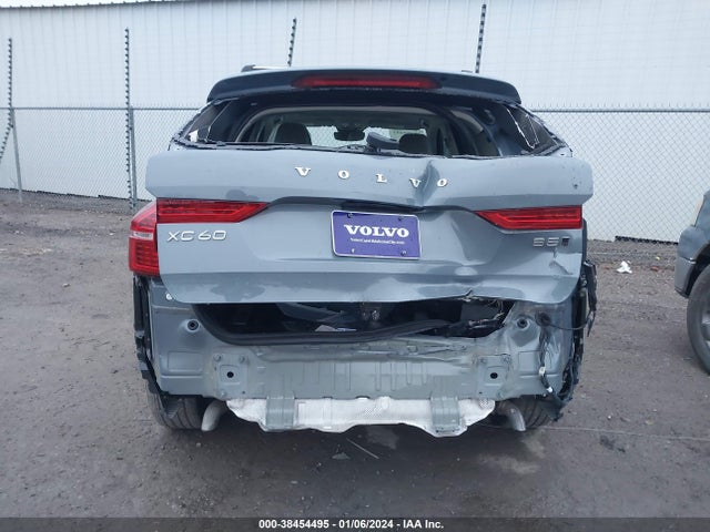 2023 VOLVO XC60 B5 PLUS BRIGHT THEME VIN: YV4L12RN9P1369767