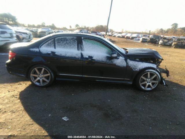 WDDGF4HBXEA958211 Mercedes-Benz C 250 Luxury/sport