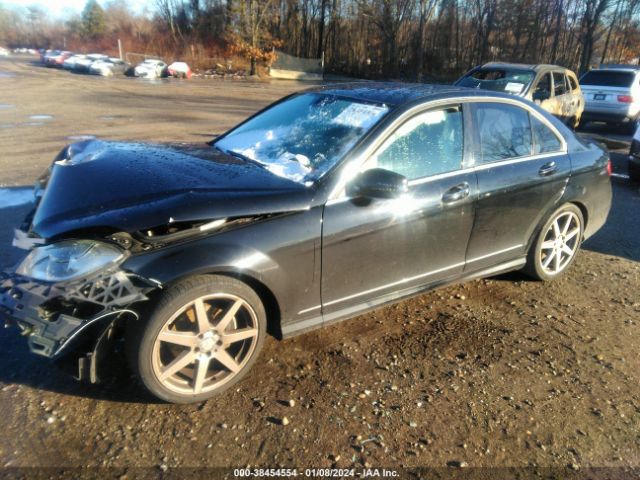 WDDGF4HBXEA958211 Mercedes-Benz C 250 Luxury/sport