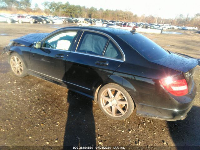 WDDGF4HBXEA958211 Mercedes-Benz C 250 Luxury/sport