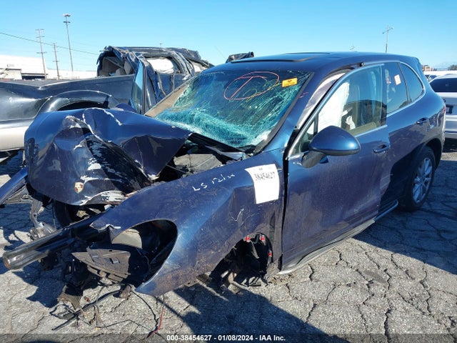 2011 PORSCHE CAYENNE WP1AA2A29BLA08532 Photo 1