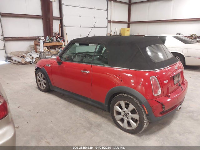 2006 MINI COOPER S WMWRH33536TJ42663 Photo 2