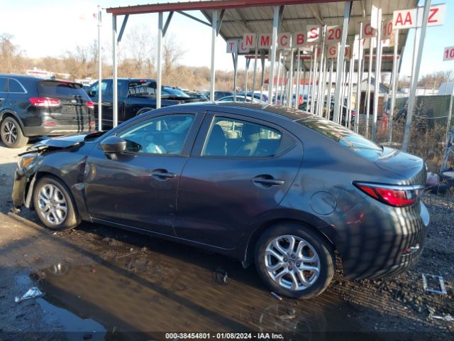 3MYDLBZV0GY142482 Scion IA