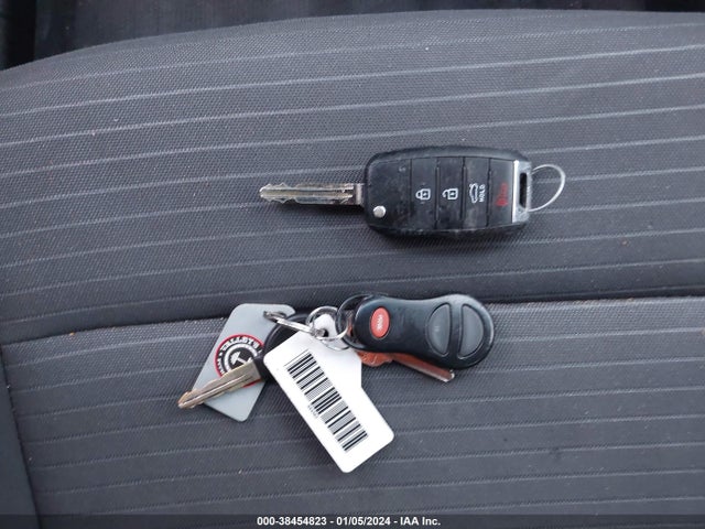 KIA FORTE LX 2017 3KPFL4A79HE116112 Image 11