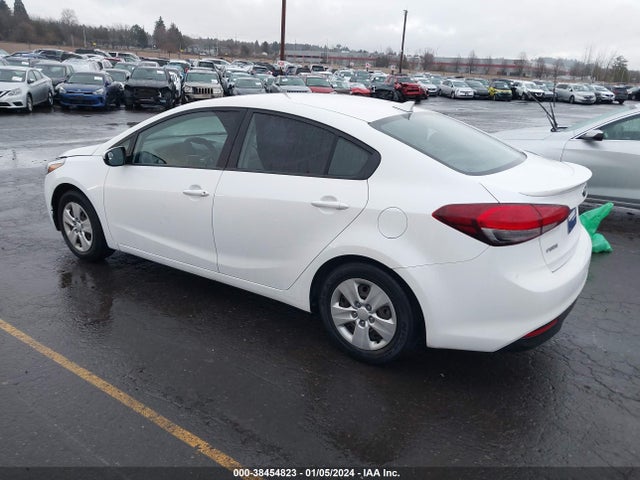 KIA FORTE LX 2017 3KPFL4A79HE116112 Image 3