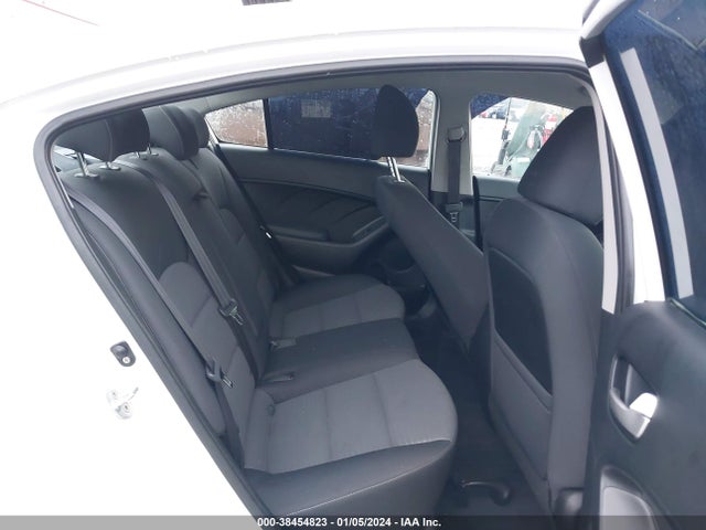 KIA FORTE LX 2017 3KPFL4A79HE116112 Image 8
