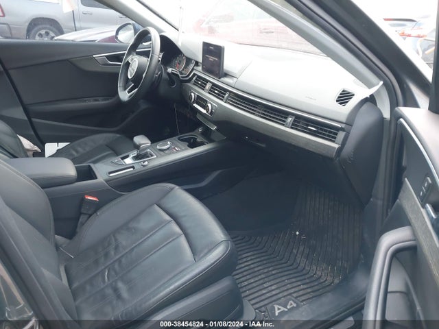 Audi A4 40 Premium/40 Titanium Premium 2019 WAUGMAF41KN016570 Image 5