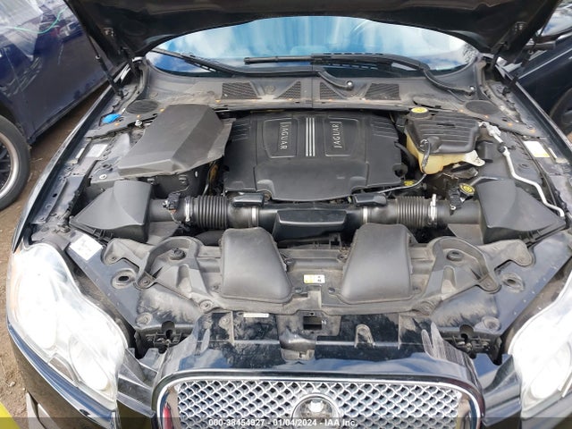 2011 JAGUAR XF SAJWA0GB8BLR81437 Photo 9