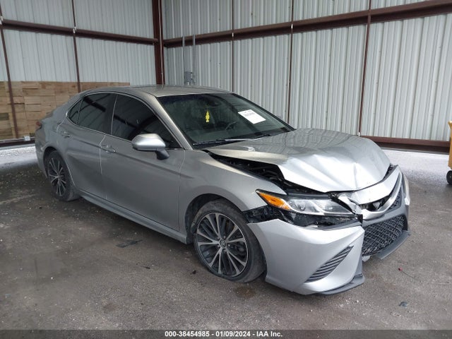 Toyota CAMRY SE 2018 4T1B11HK4JU577301 Image 1