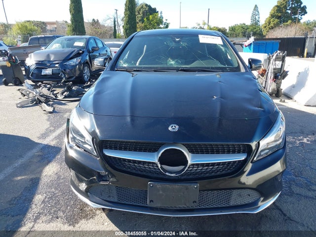 WDDSJ4EB2JN617255 Mercedes-Benz CLA 250